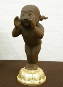 超歓迎新品人気彫刻家　籔内佐斗司作 上向き童子 共箱付 １１/８８ その他